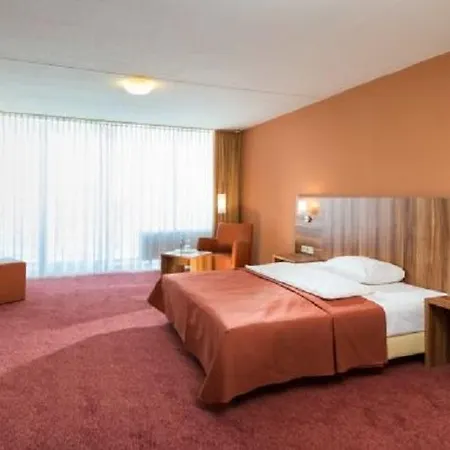 Western Frankfurt Airport Neu-Isenburg