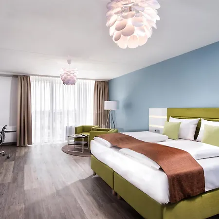 Western Frankfurt Airport Hotel 4*