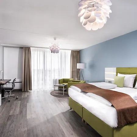 Western Frankfurt Airport 4*