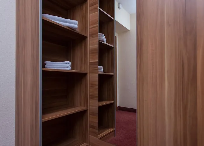 Western Frankfurt Airport 4* Ной-Изенбург