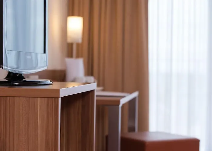 Отель Western Frankfurt Airport 4*